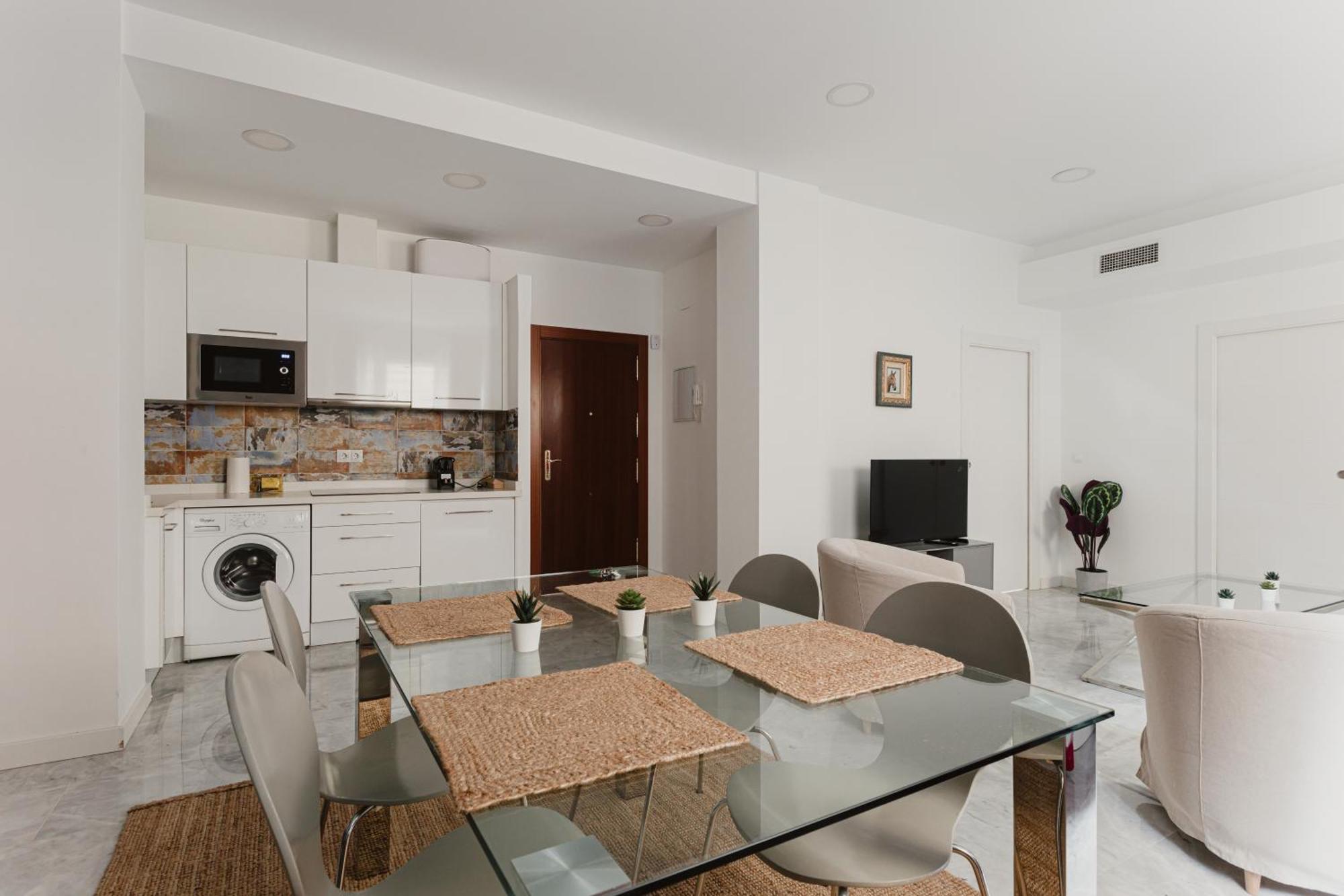 Quiet And Comfortable Fully Renovated Seville